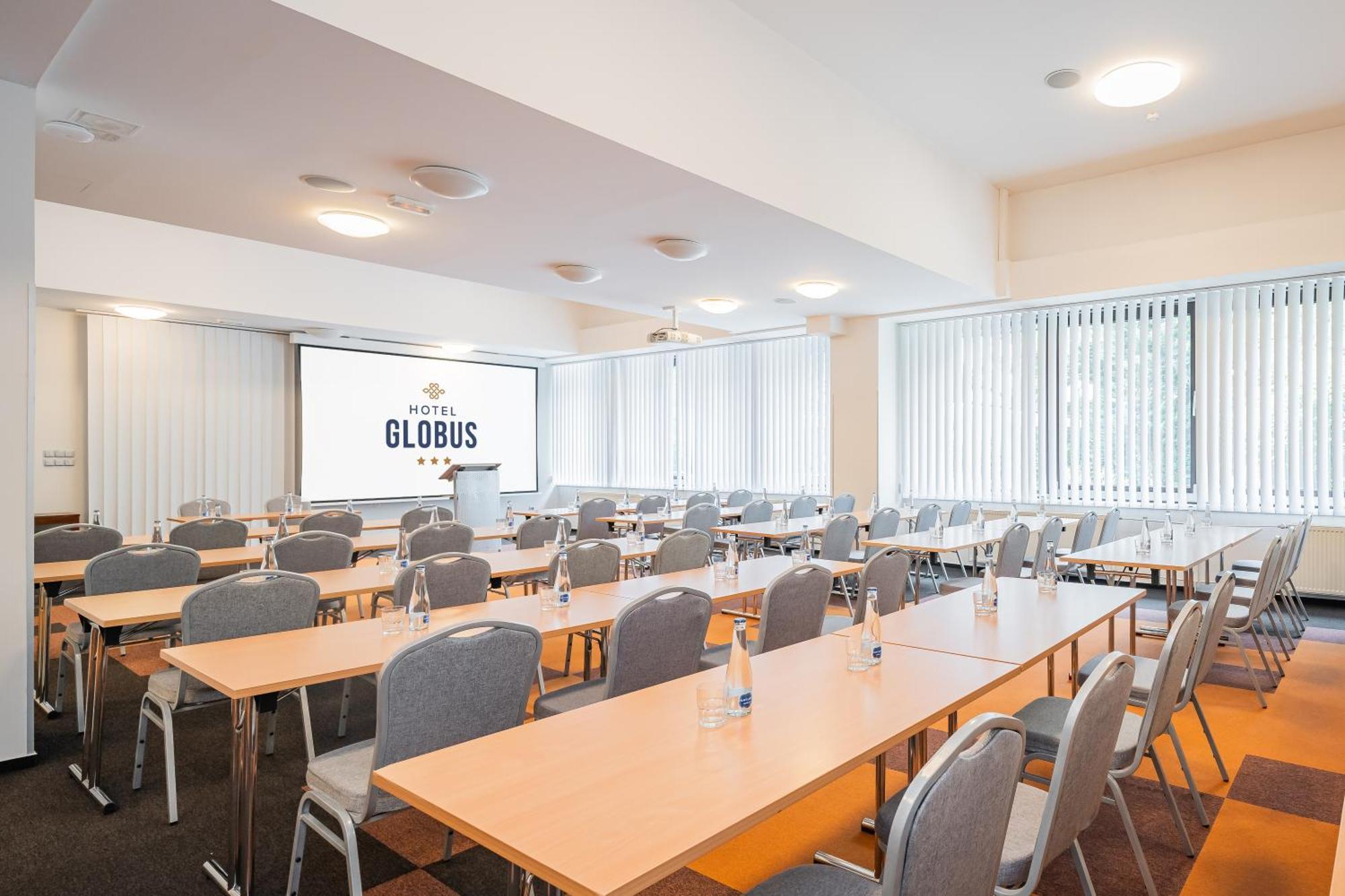 Hotel Globus Prague Luaran gambar