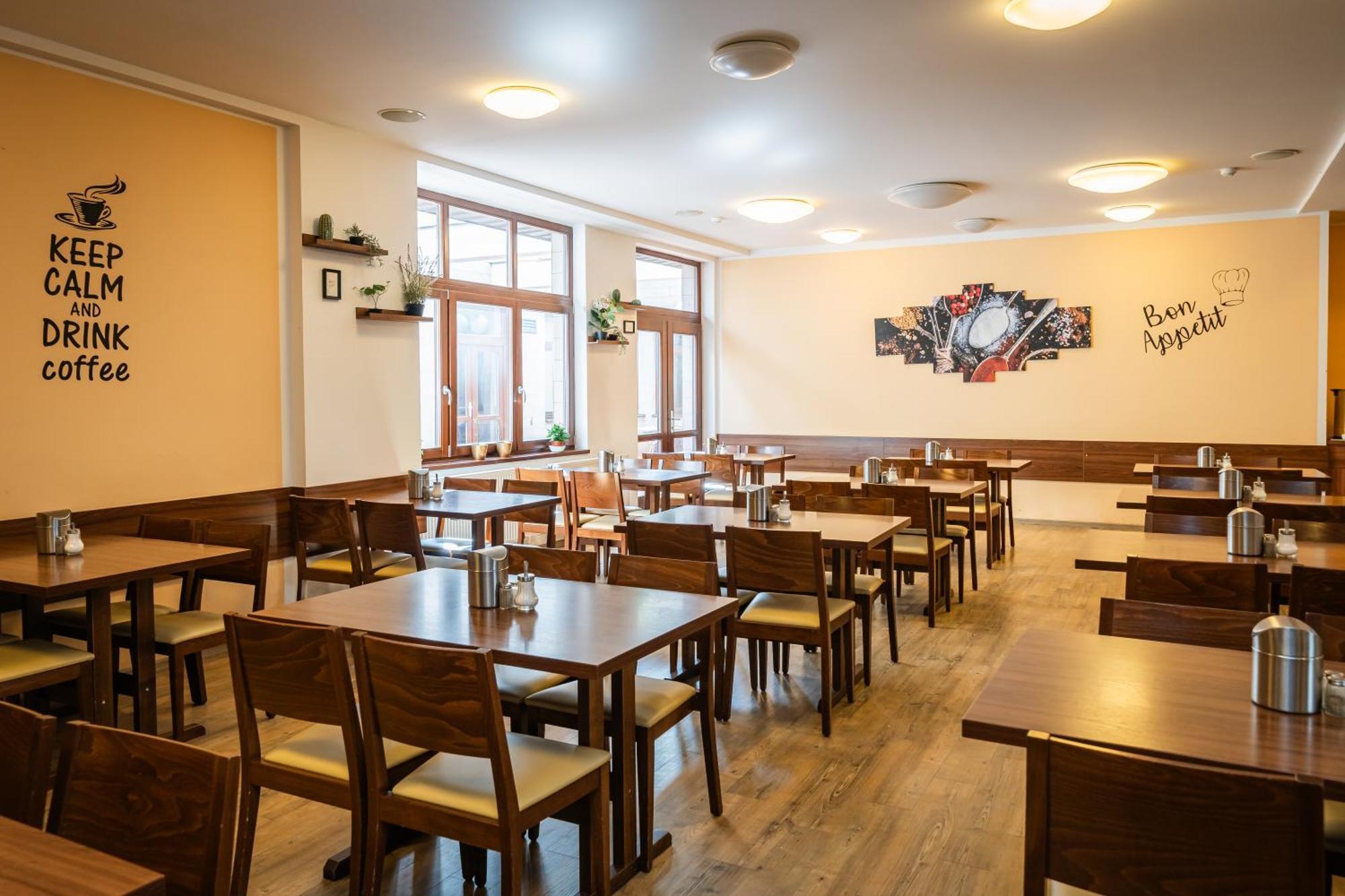 Hotel Globus Prague Luaran gambar