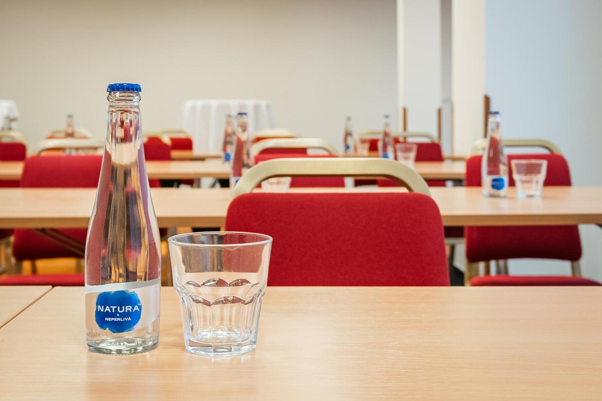 Hotel Globus Prague Luaran gambar