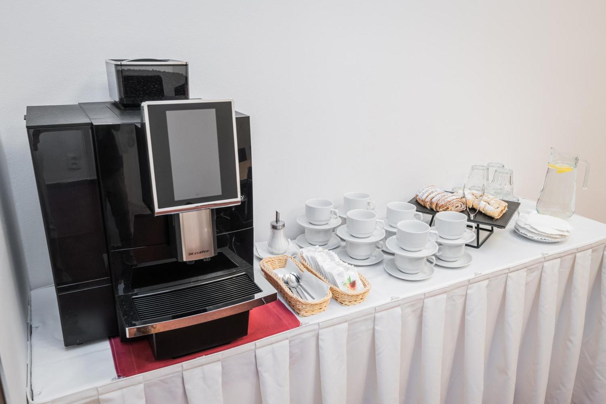 Hotel Globus Prague Luaran gambar