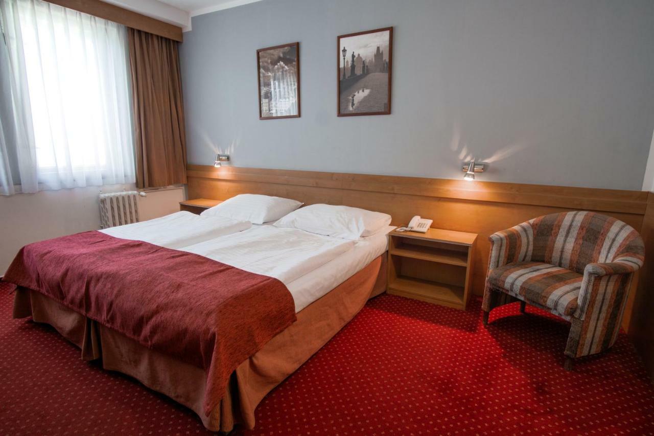 Hotel Globus Prague Luaran gambar