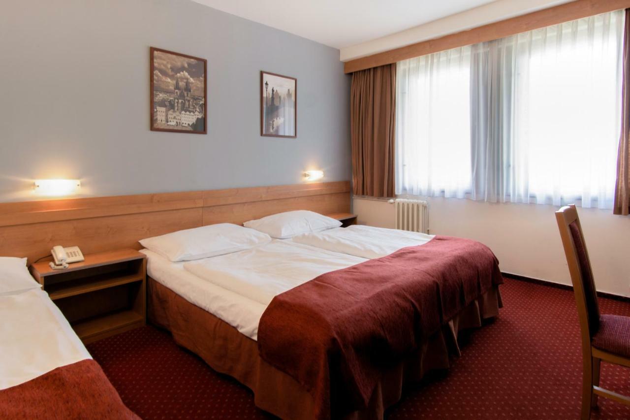 Hotel Globus Prague Luaran gambar